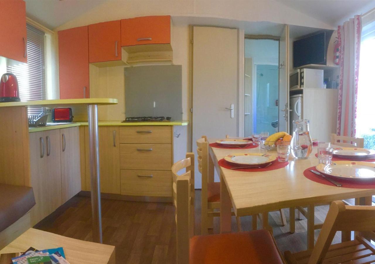Mobilhome Climatise 3Ch 6P Dans Parc Des 7 Fonts Agde Dış mekan fotoğraf